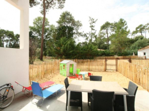 Appartement La Tranche-sur-Mer, 3 pièces, 5 personnes - FR-1-22-317, La Tranche-Sur-Mer